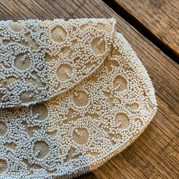 Vintage Belgian Silk Seed Bead Clutch Purse - Picture 4 of 10